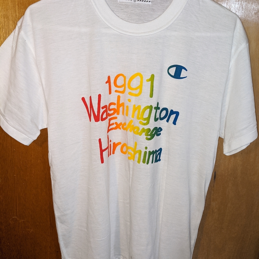 Vintage 1991 champion shirt.